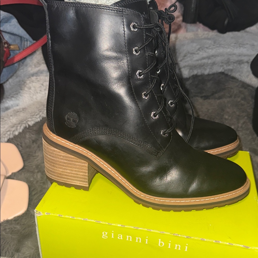 Timberland Women's Black Lace-Up Boots